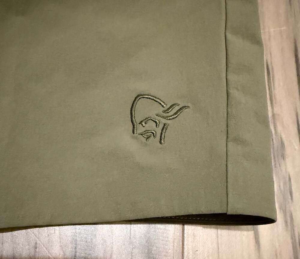 Norrøna Falketind Flex1 Outdoor Softshell Shorts - Picture 2 of 9